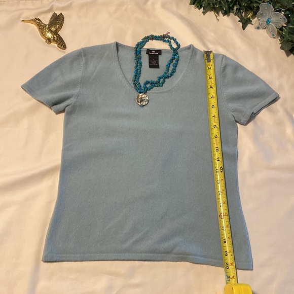 Dd Collection Pretty Cashmere Blue Short Sleeve Sweater - Picture 11 of 11